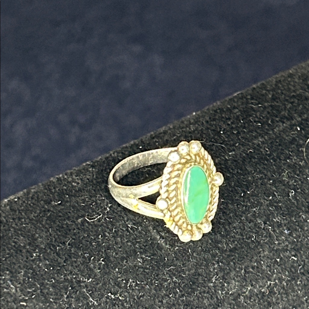 Bell Trading Post Navajo Turquoise And Sterling Silver Ring. Vintage